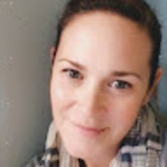 Meet your Posher, Amity - Picture 1 of 1